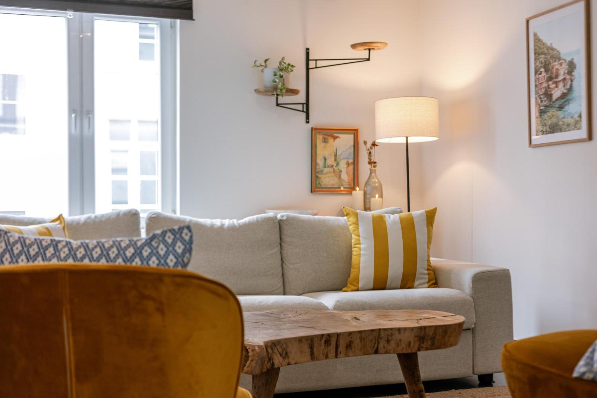 Right In The City Center Your Ghent Getaway Gante Exterior foto