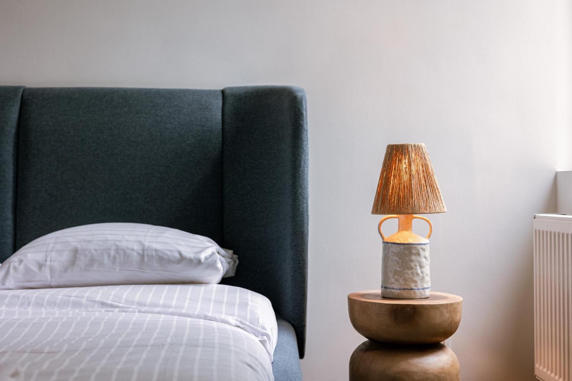 Right In The City Center Your Ghent Getaway Gante Exterior foto